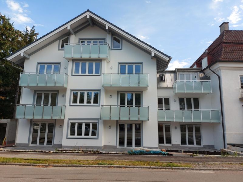 Bad Tölz, Neubau, Exclusive 2,5-Zi.-Wohnung, DG,  Toplage, ruhig, gute Ausstattung